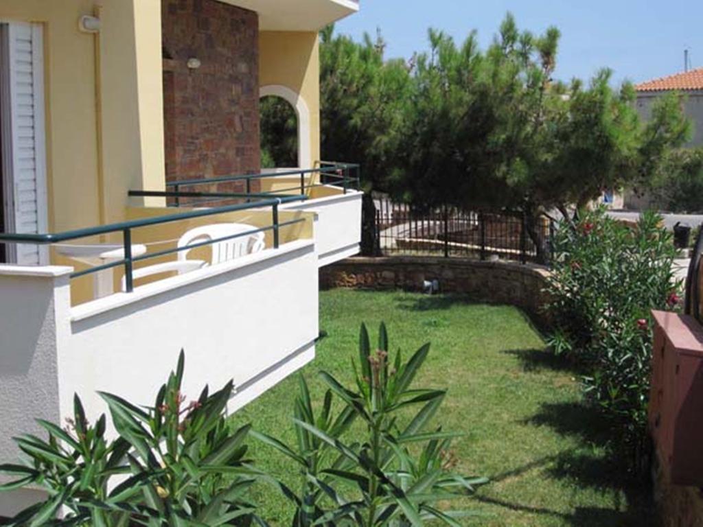 Sunrise Hotel Agia Ermioni Exterior photo